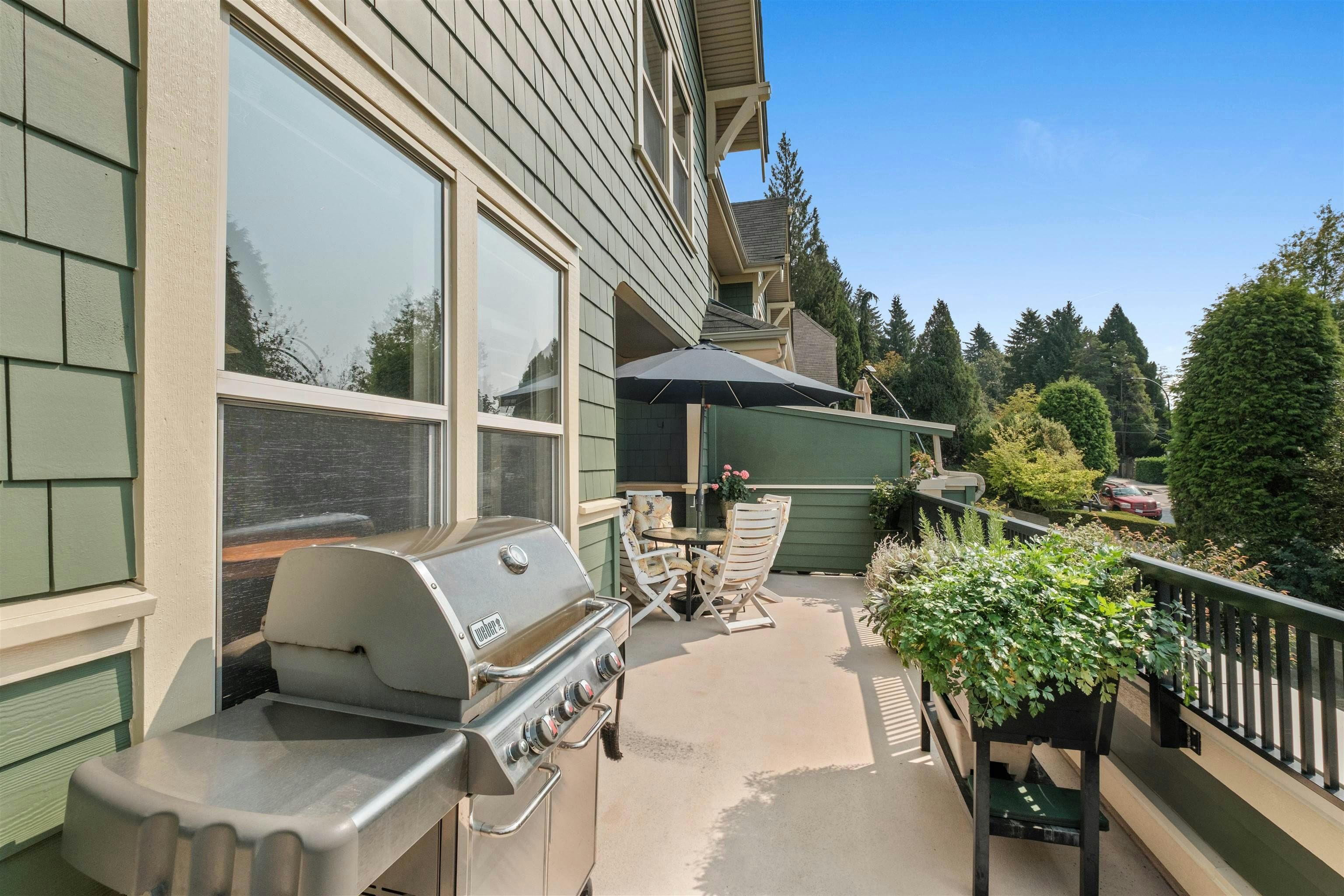 261 E Queens Road, North Vancouver, BC, V7N 4N7 - 25
