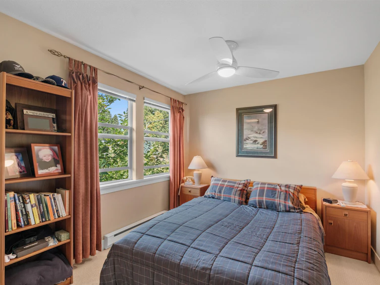 261 E Queens Road, North Vancouver, BC, V7N 4N7 - 17