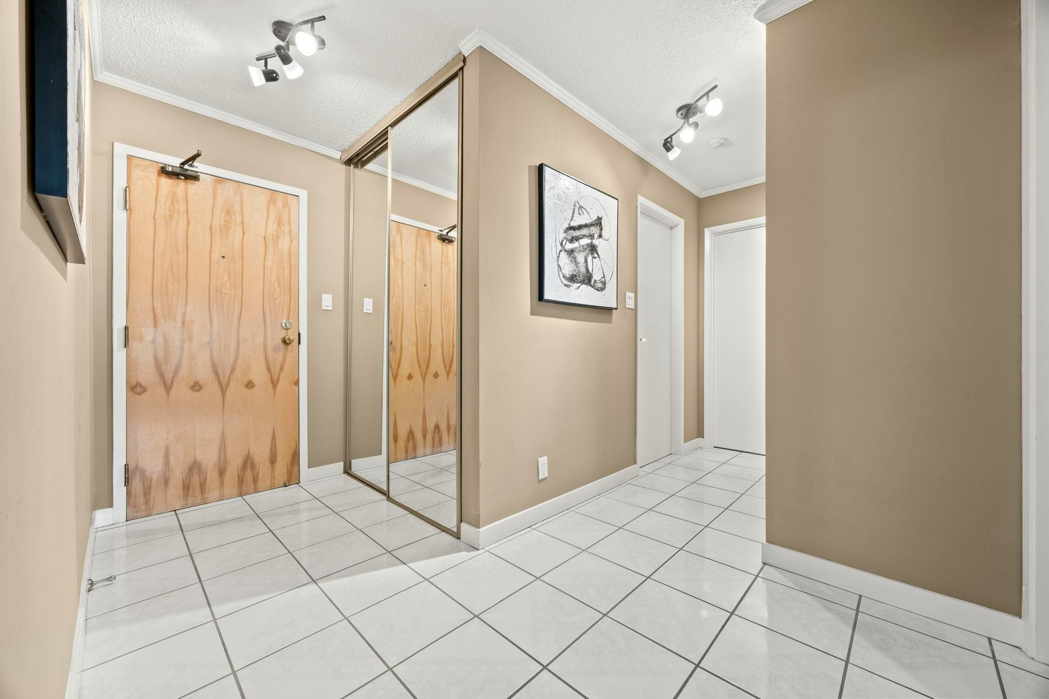 212-15313 19 Avenue, Surrey, BC, V4A 1X6 - 22