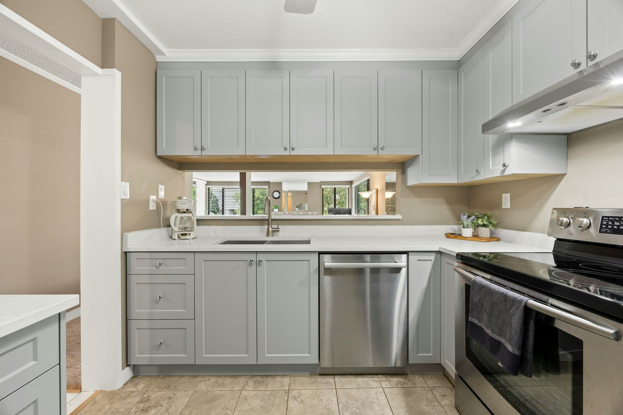 212-15313 19 Avenue - 4