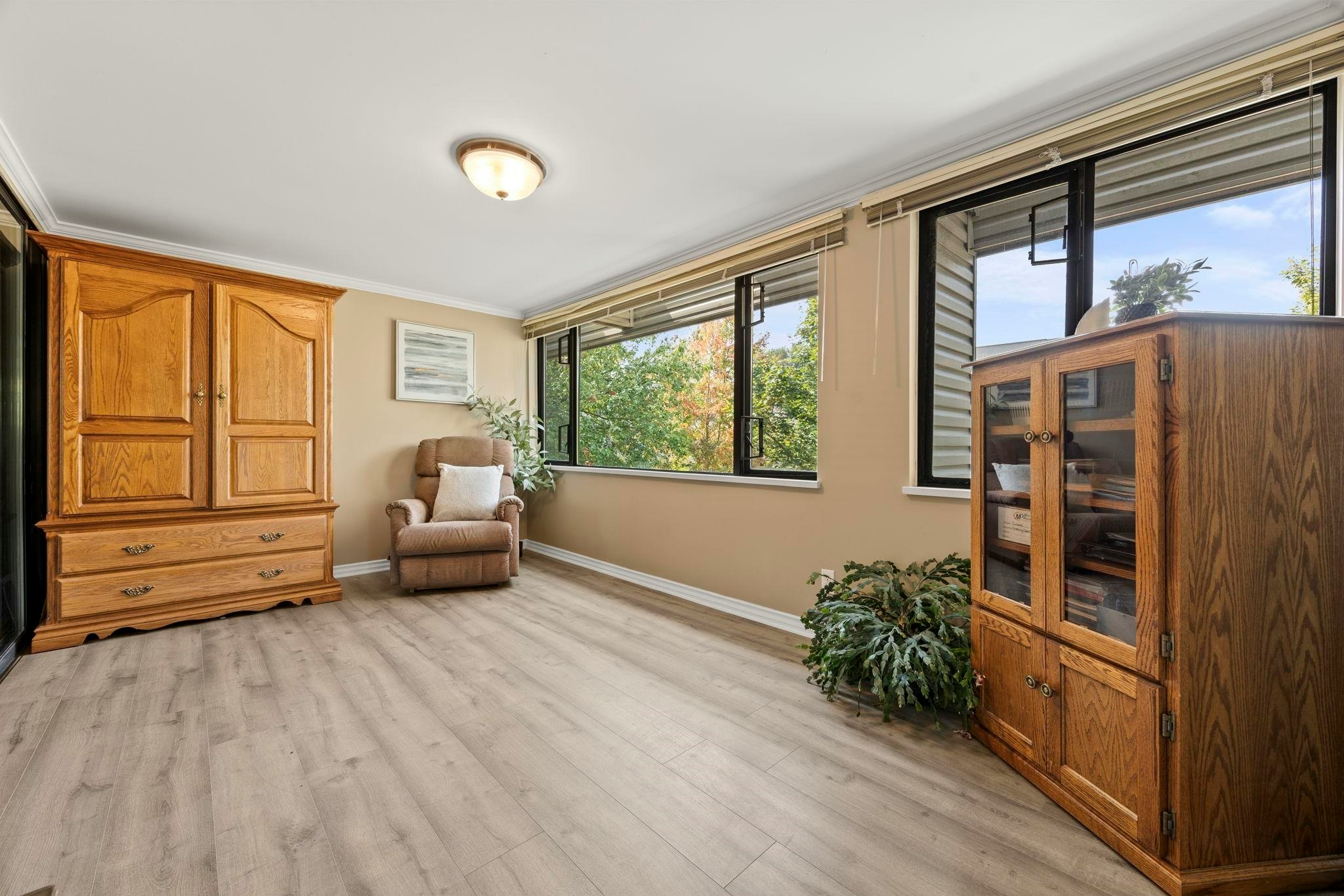 212-15313 19 Avenue, Surrey, BC, V4A 1X6 - 16