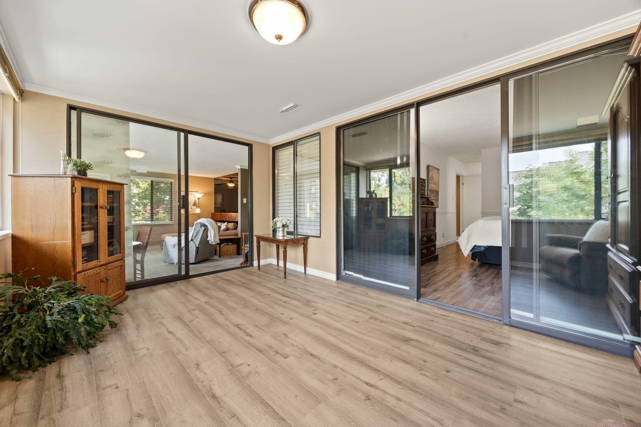 212-15313 19 Avenue, Surrey, BC, V4A 1X6 - 18