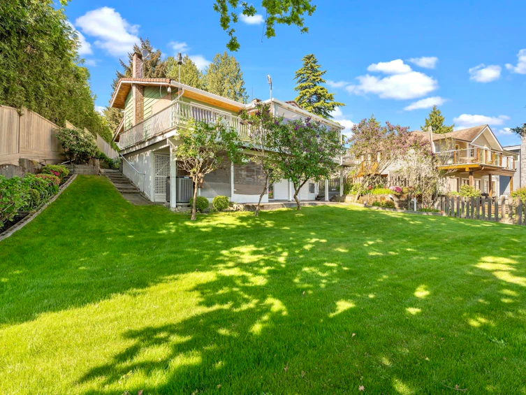 2560 Bellevue Avenue, West Vancouver, BC, V7V 1E4 - 23