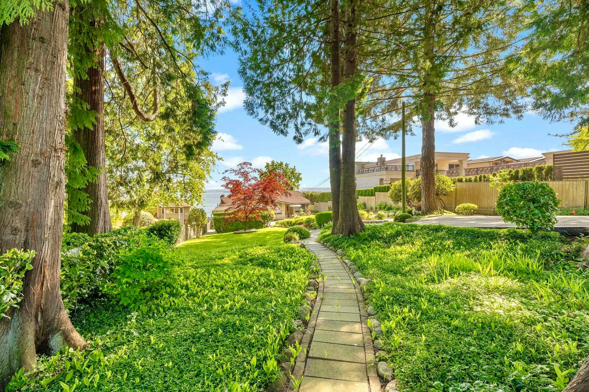 2560 Bellevue Avenue, West Vancouver, BC, V7V 1E4 - 16