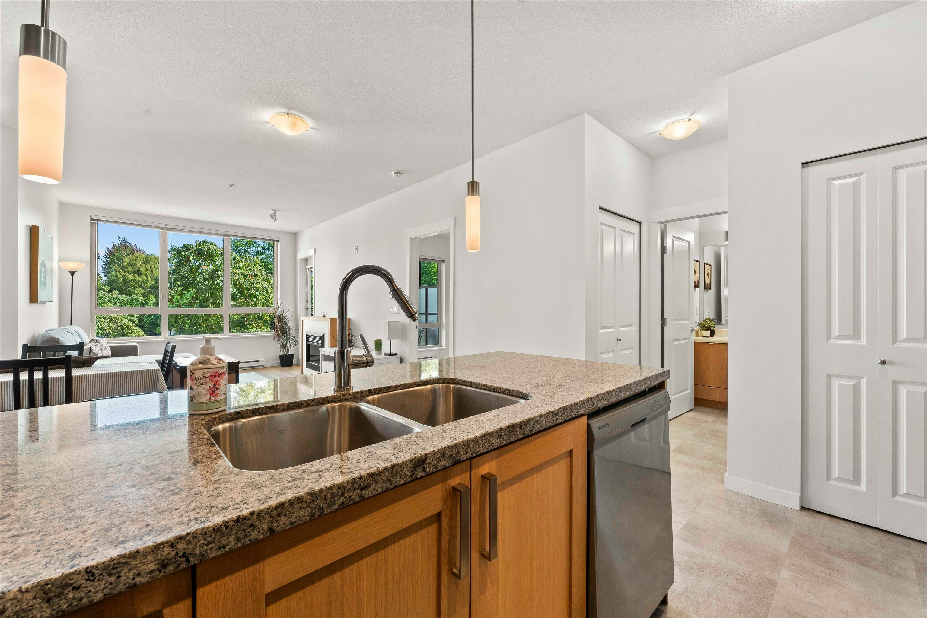232-15918 26 Avenue, Surrey, BC, V3Z 5K3 - 6
