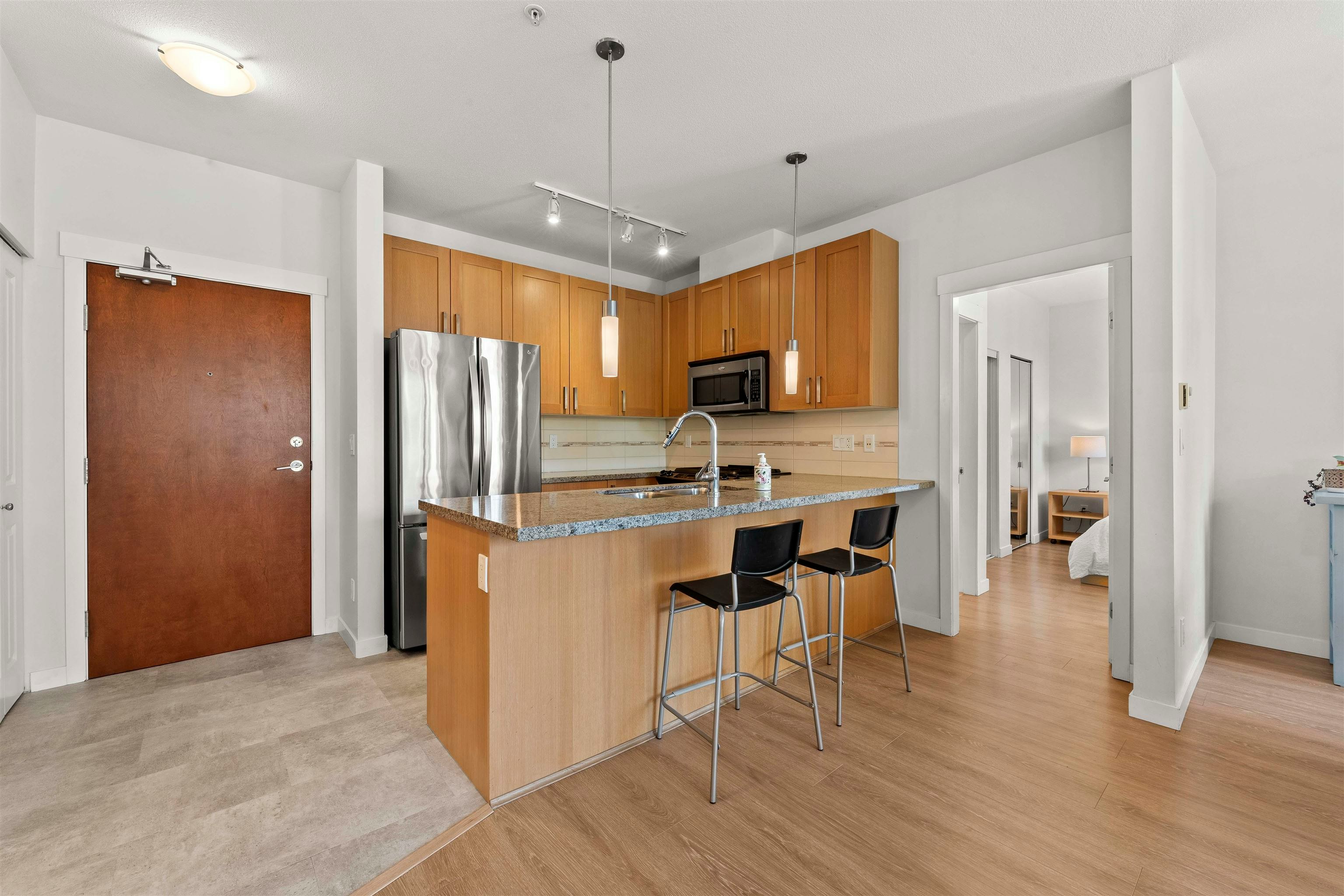 232-15918 26 Avenue - 3
