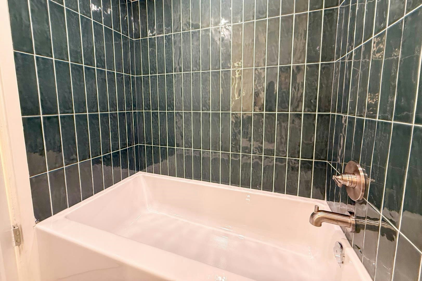 403-2150 Bellevue, West Vancouver, BC, V7V 1C4 - 16