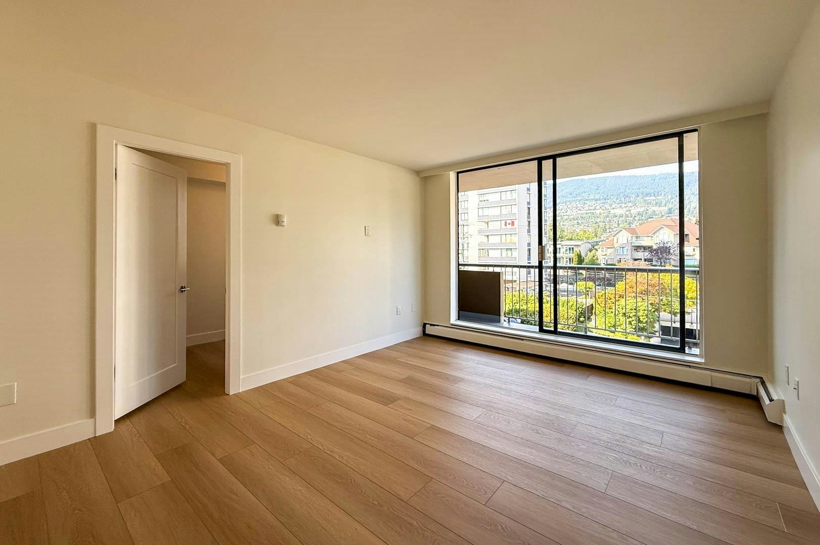 403-2150 Bellevue, West Vancouver, BC, V7V 1C4 - 4