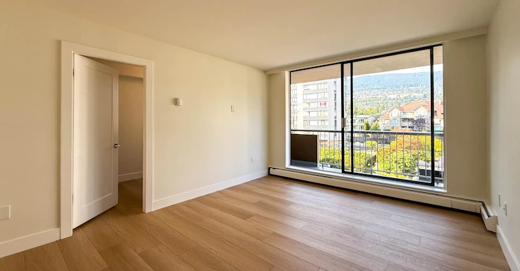 403-2150 Bellevue, West Vancouver, BC, V7V 1C4 - 4