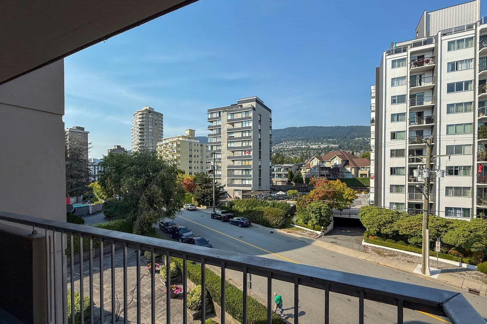 403-2150 Bellevue, West Vancouver, BC, V7V 1C4 - 7