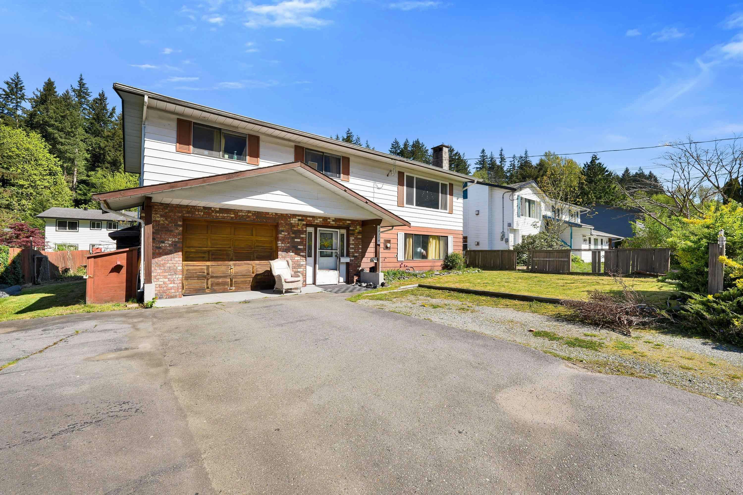 38319 Westway Avenue, Squamish, BC, V8B 0W6