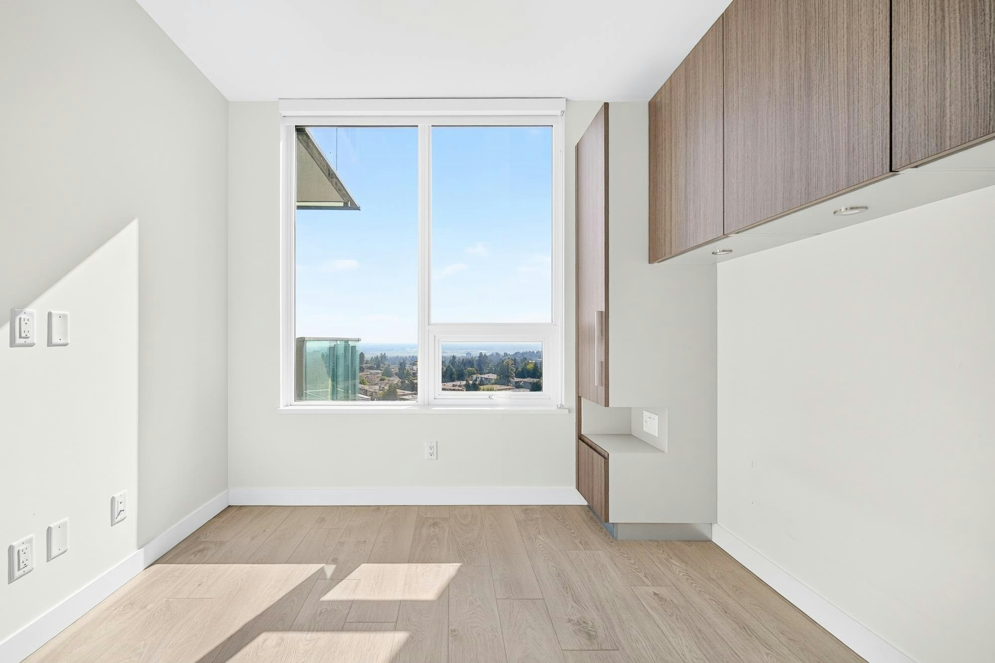 1406-6463 Silver Avenue - 5