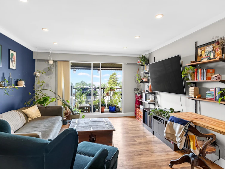 307-252 W 2nd Street, North Vancouver, BC, V7M 1C8 - 5