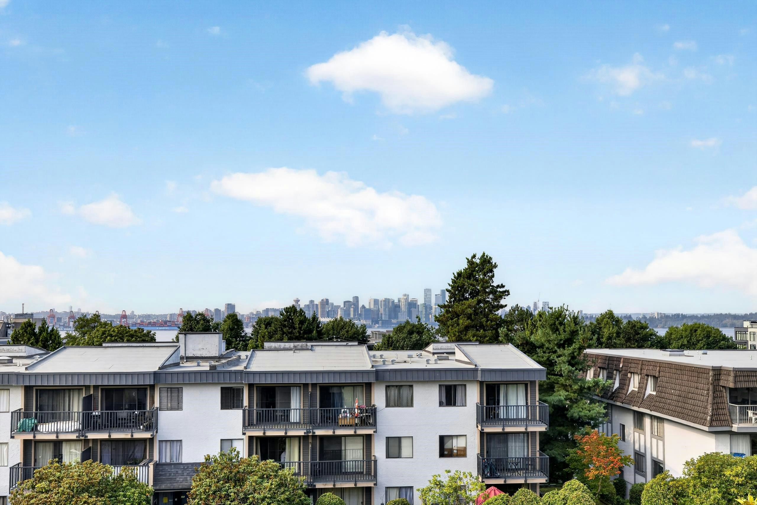 307-252 W 2nd Street, North Vancouver, BC, V7M 1C8 - 27