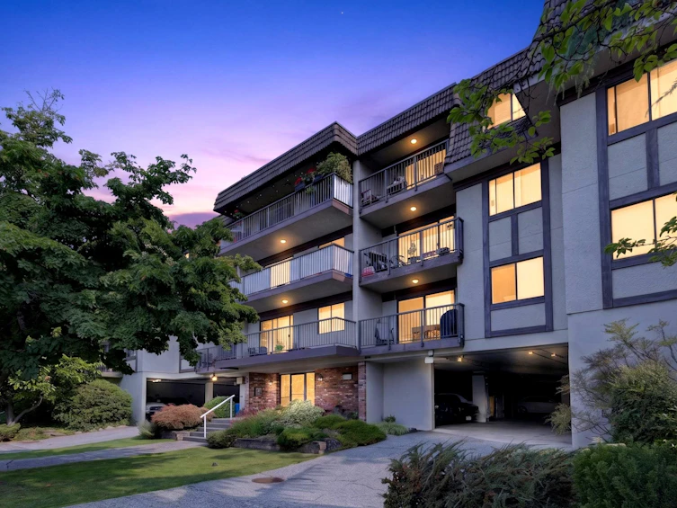 307-252 W 2nd Street, North Vancouver, BC, V7M 1C8