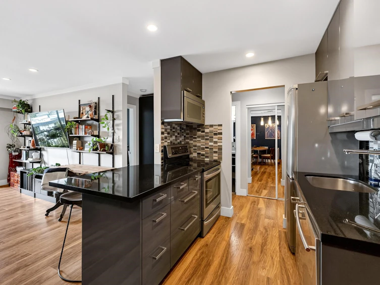 307-252 W 2nd Street, North Vancouver, BC, V7M 1C8 - 13