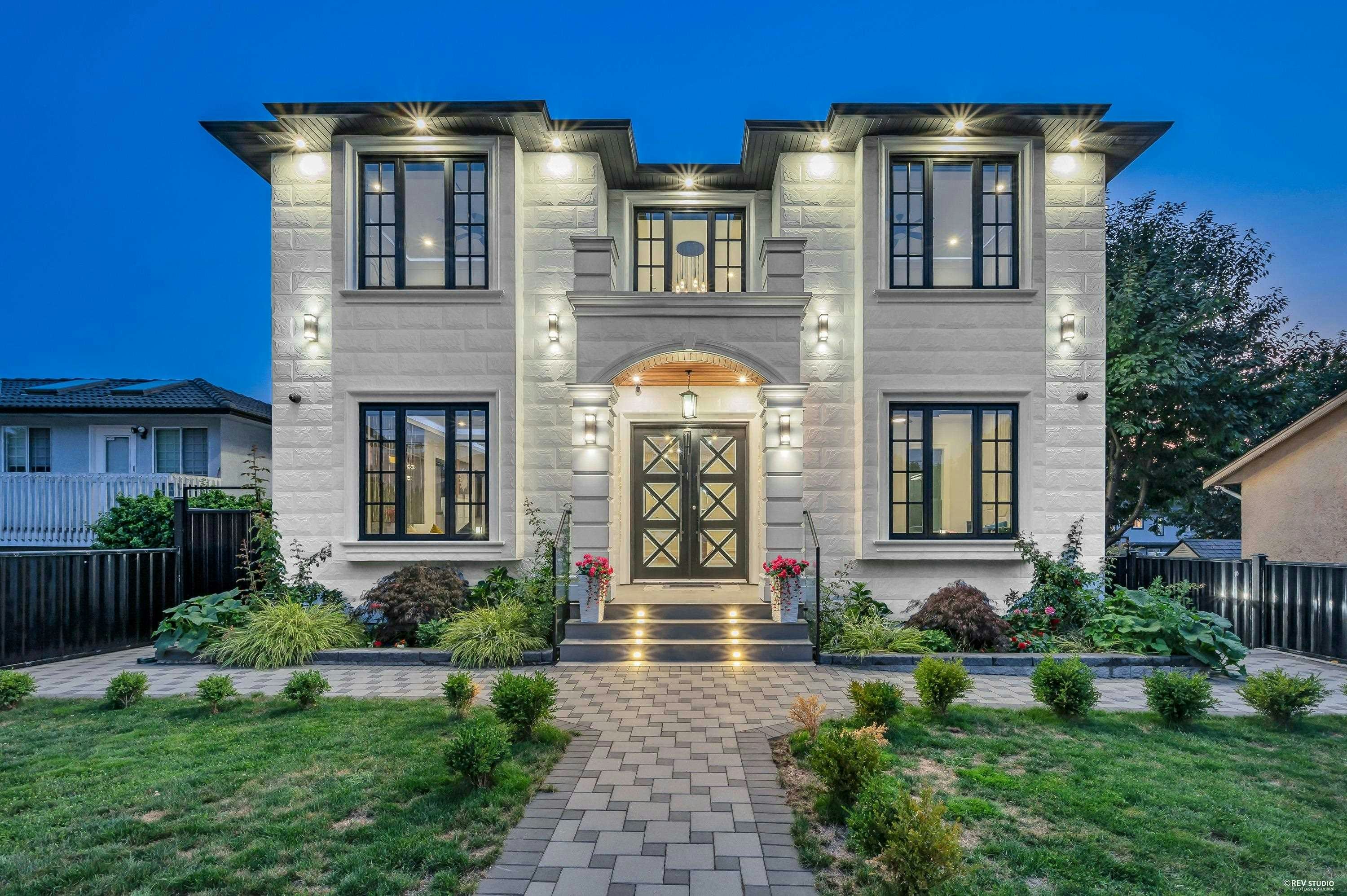 7583 Cumberland Street, Burnaby, BC, V3N 3X7