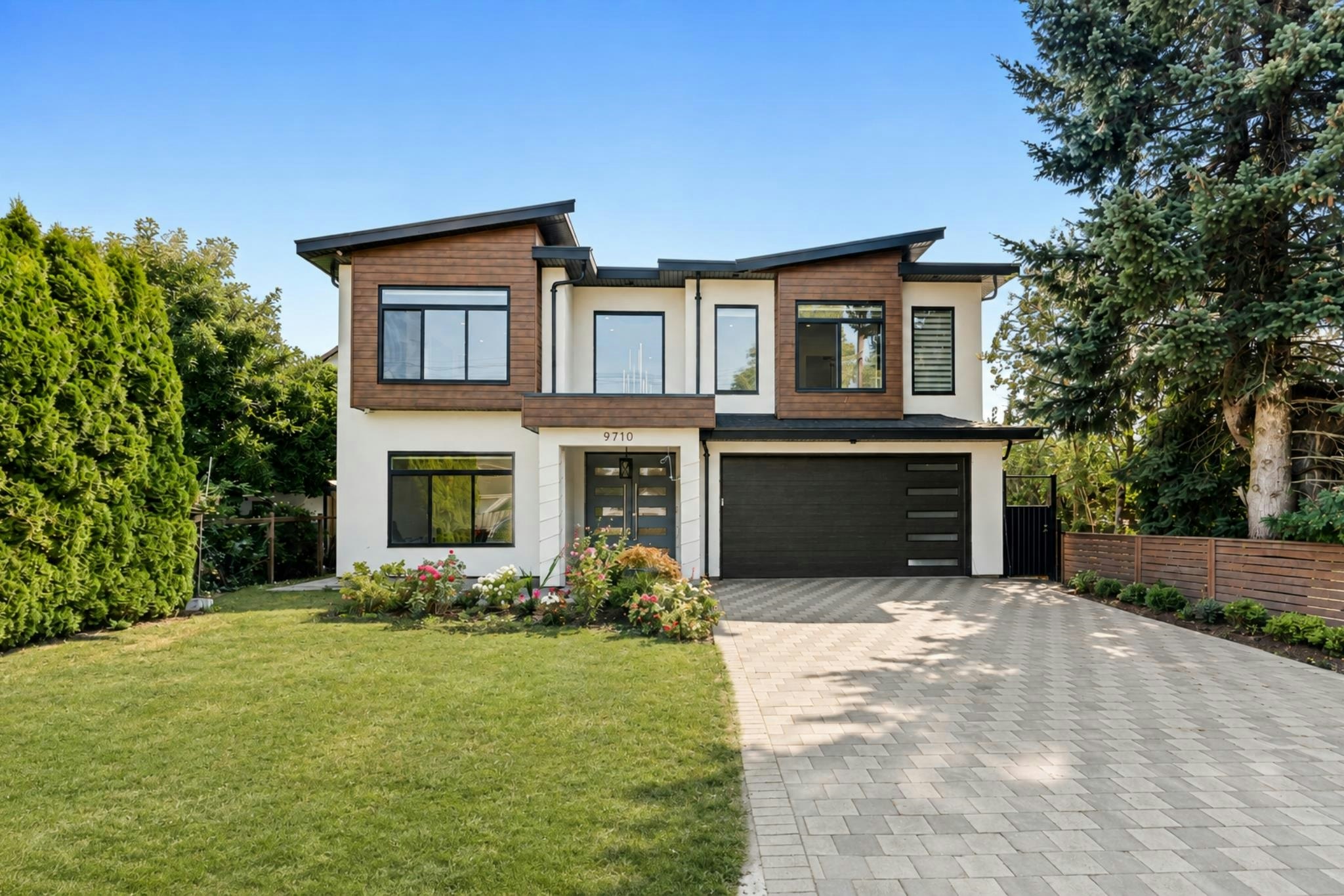 9710 Hemlock Street, Chilliwack, BC, V2P 5J6