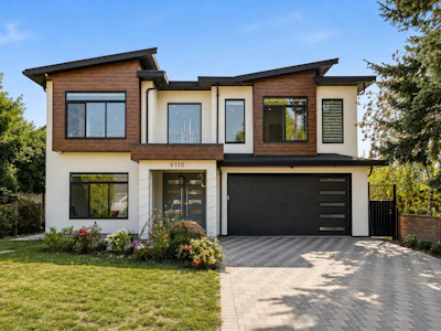 9710 Hemlock Street - 2
