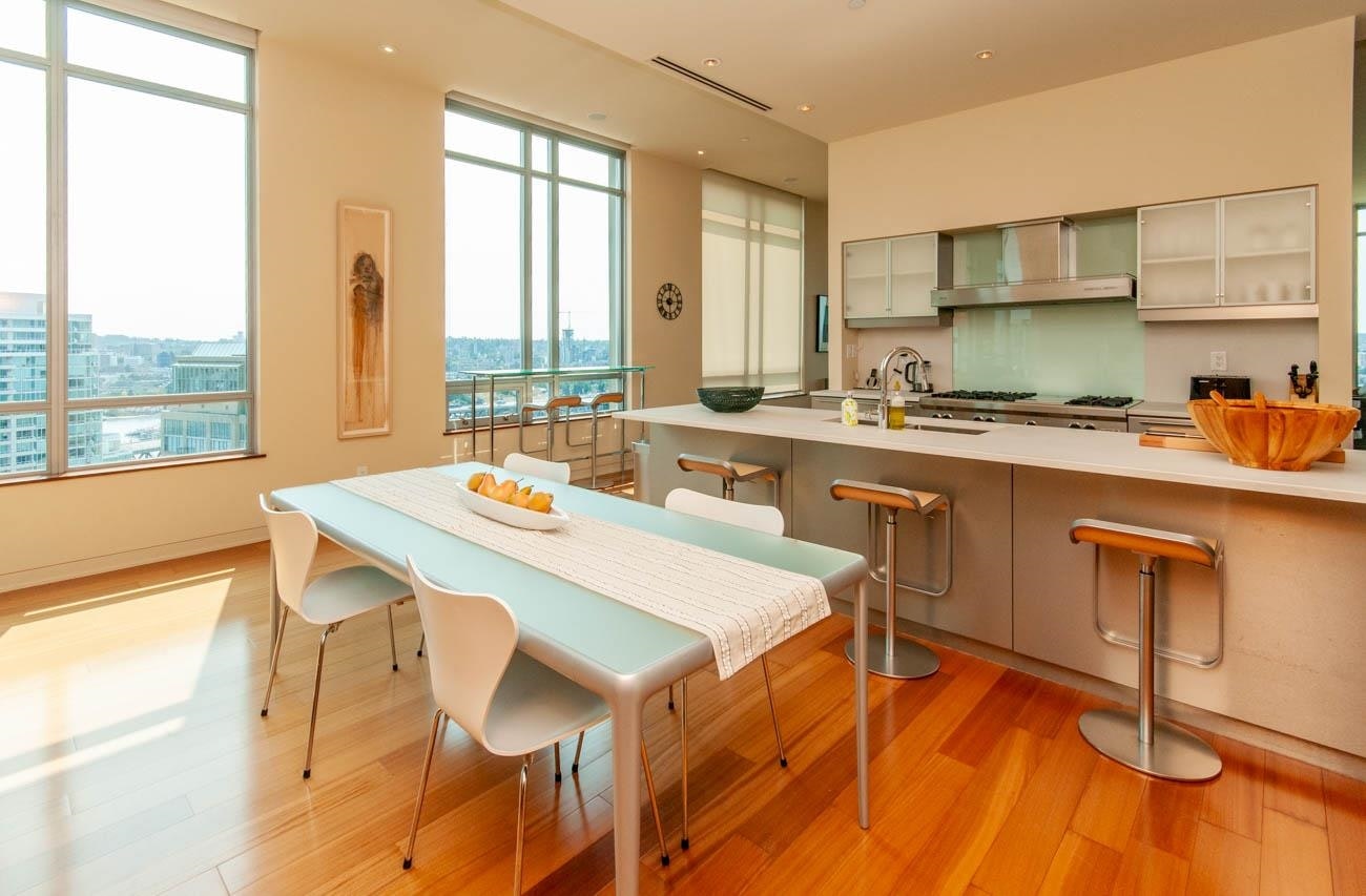 2901-1005 Beach Avenue, Vancouver, BC, V6E 3W2 - 2