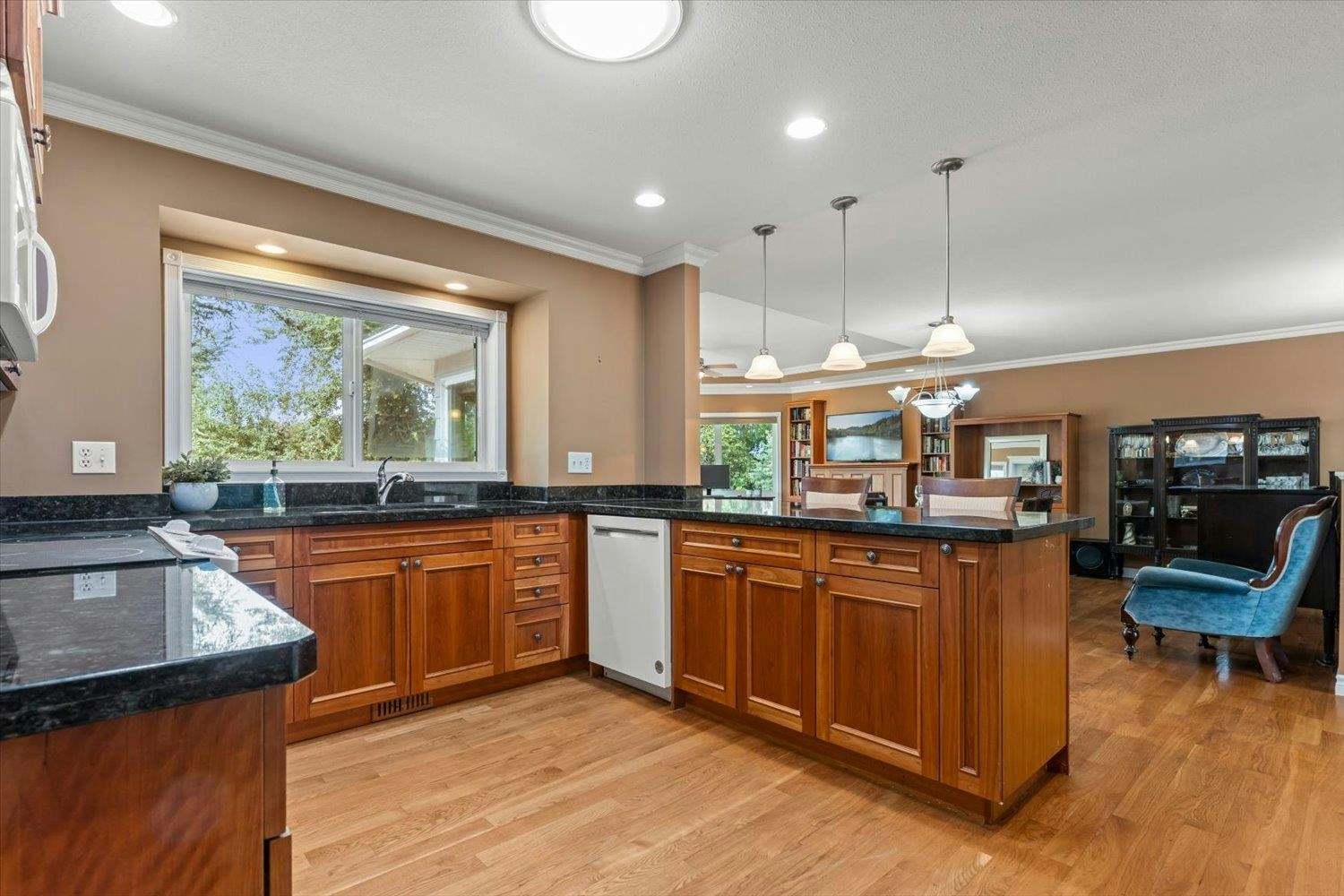 6895 Centennial Drive, Chilliwack, BC, V2R 1J7 - 10