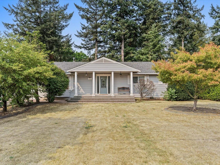 6895 Centennial Drive, Chilliwack, BC, V2R 1J7