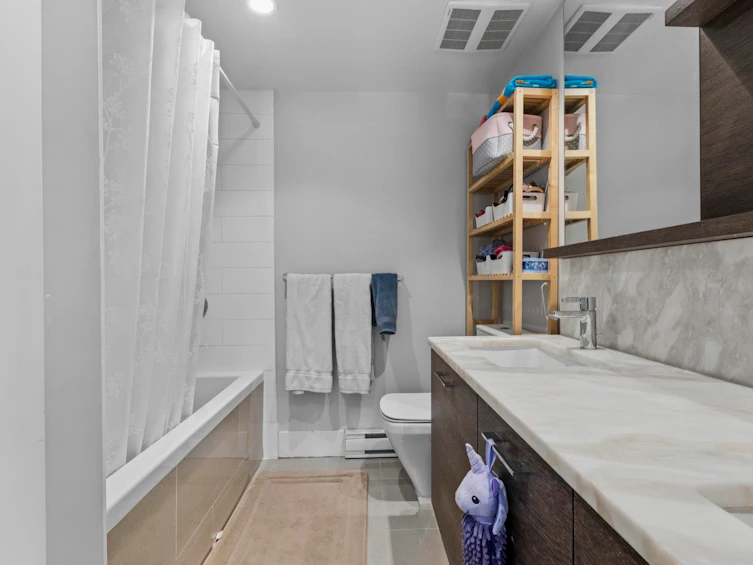 276 W 62nd Avenue, Vancouver, BC, V5X 0H1 - 10