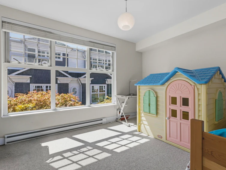 276 W 62nd Avenue, Vancouver, BC, V5X 0H1 - 11