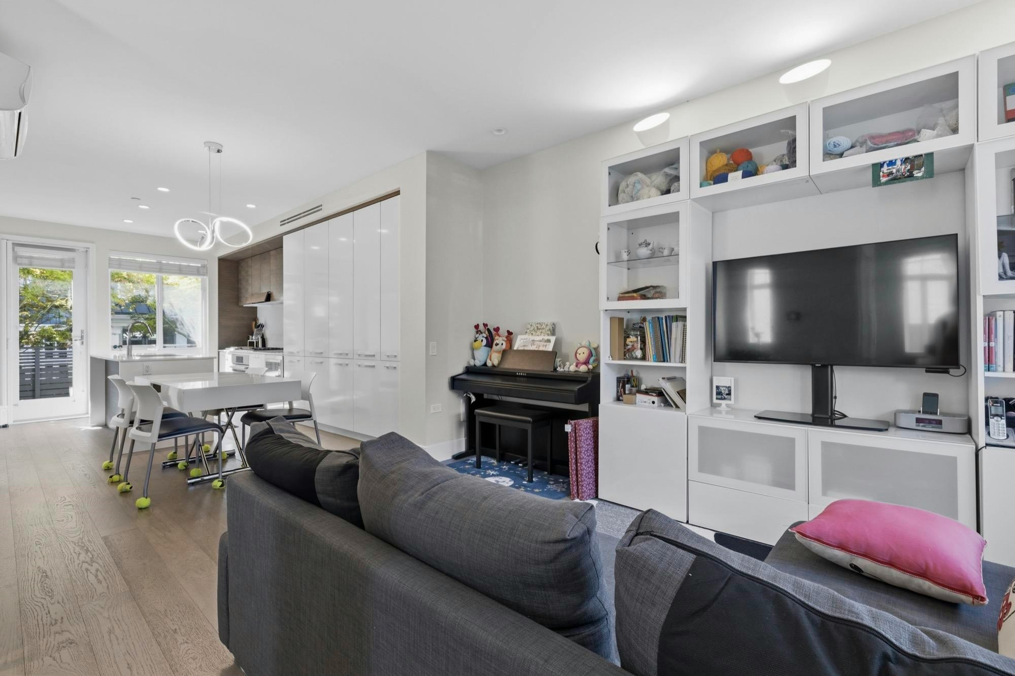 276 W 62nd Avenue - 3