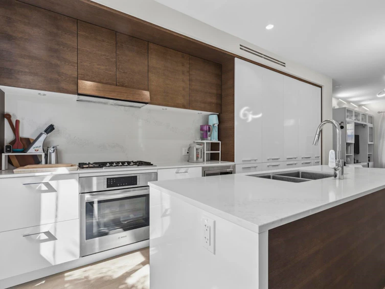 276 W 62nd Avenue, Vancouver, BC, V5X 0H1 - 6