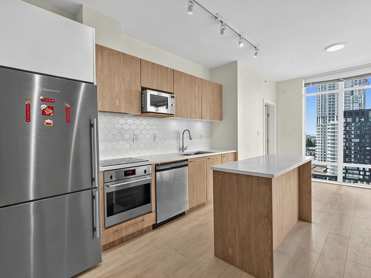 1202-691 North Road, Burnaby, BC, V3J 0H9 - 6