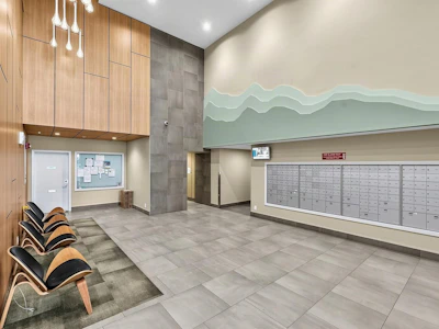 1202-691 North Road - 3