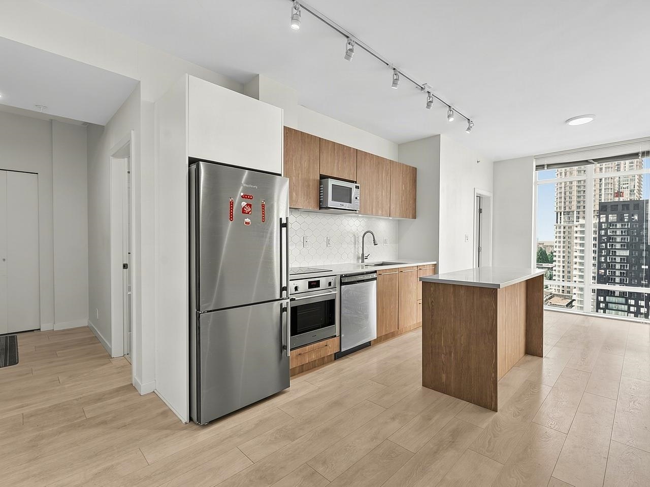 1202-691 North Road - 5