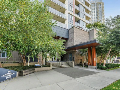 1202-691 North Road - 2