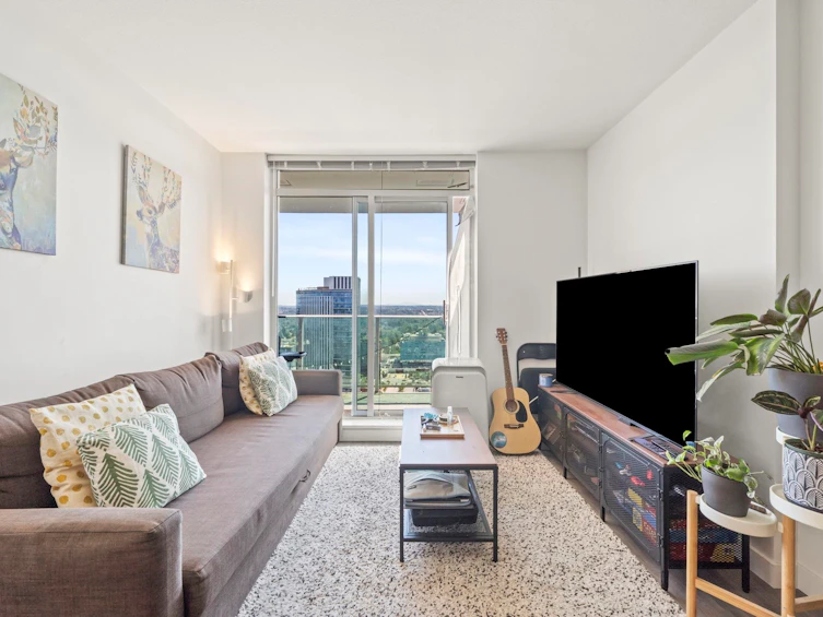 2701-13655 Fraser Highway, Surrey, BC, V3T 0P8 - 5
