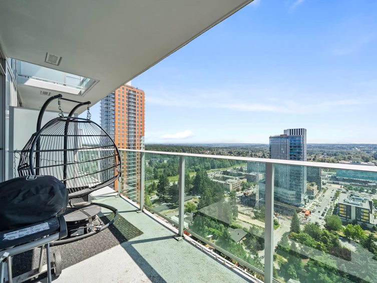 2701-13655 Fraser Highway, Surrey, BC, V3T 0P8 - 12