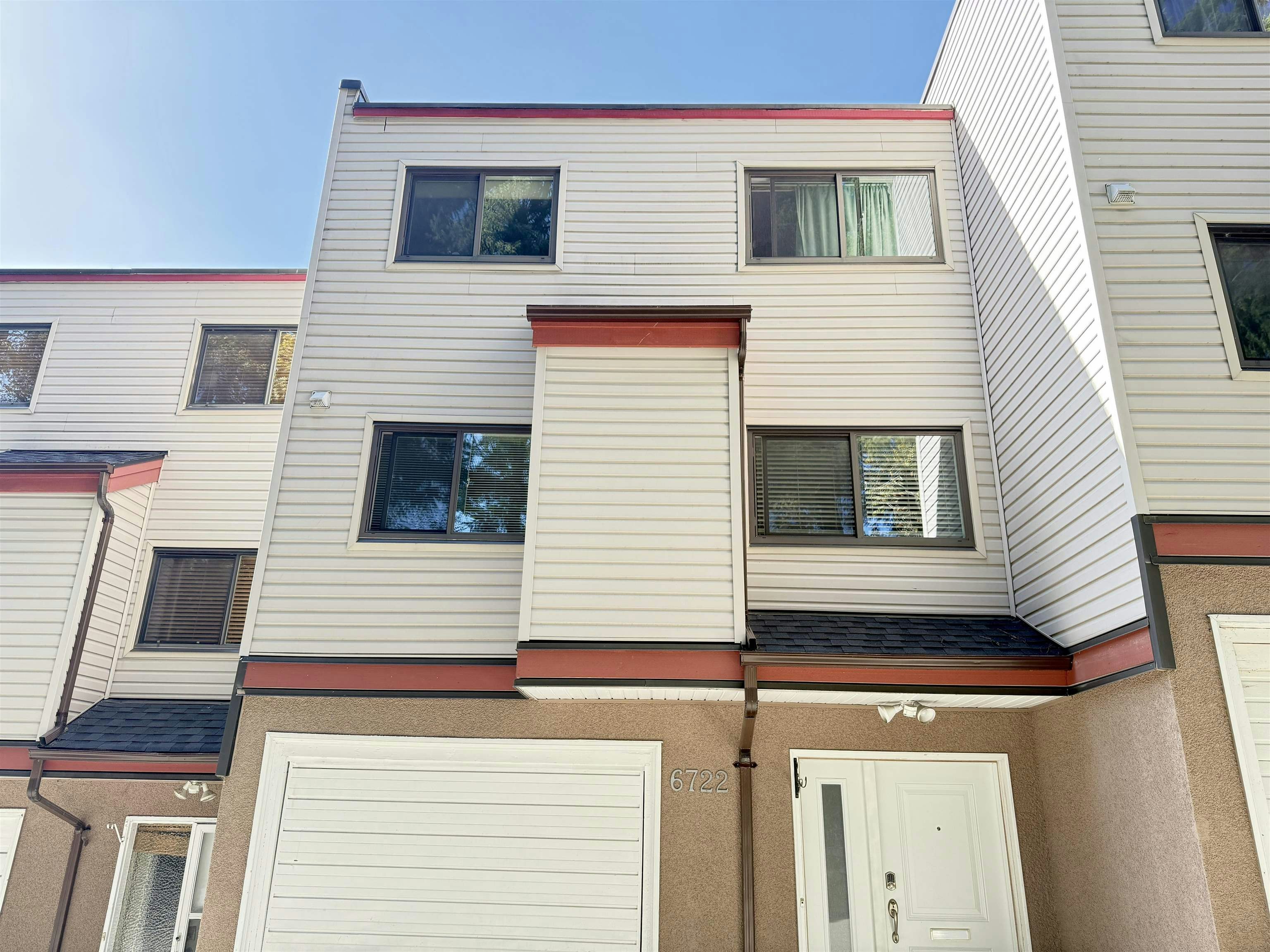 6722 Kneale Place, Burnaby, BC, V5B 2Z2