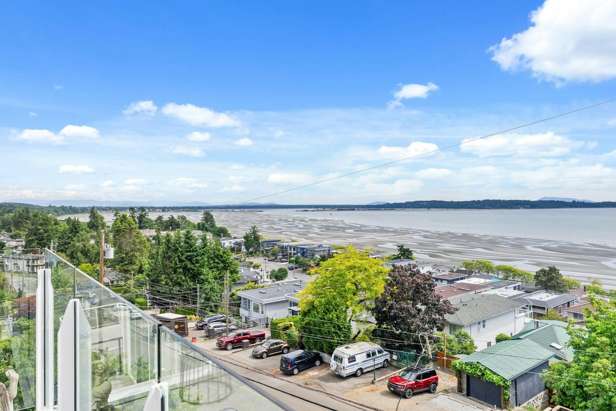 15507 Columbia Avenue, Surrey, BC, V4B 1K5 - 14