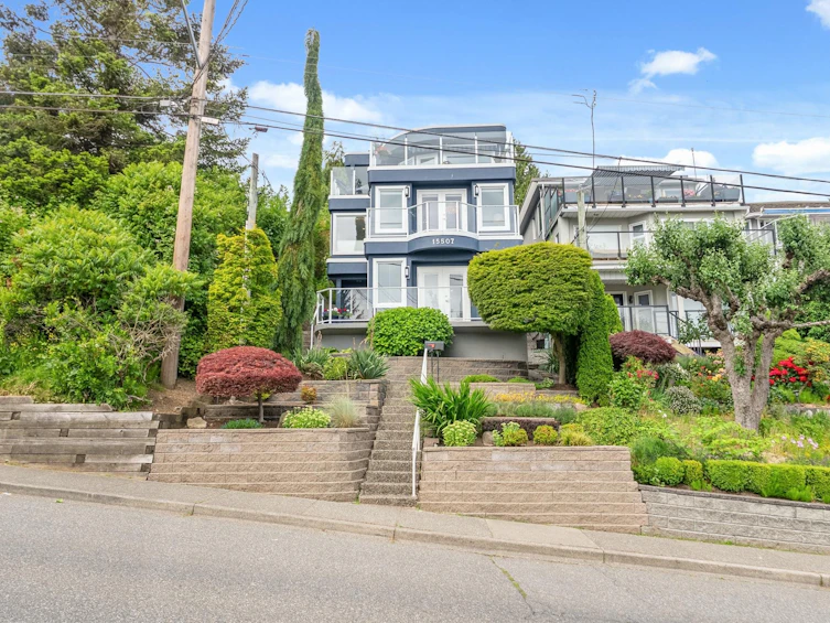 15507 Columbia Avenue, Surrey, BC, V4B 1K5 - 3