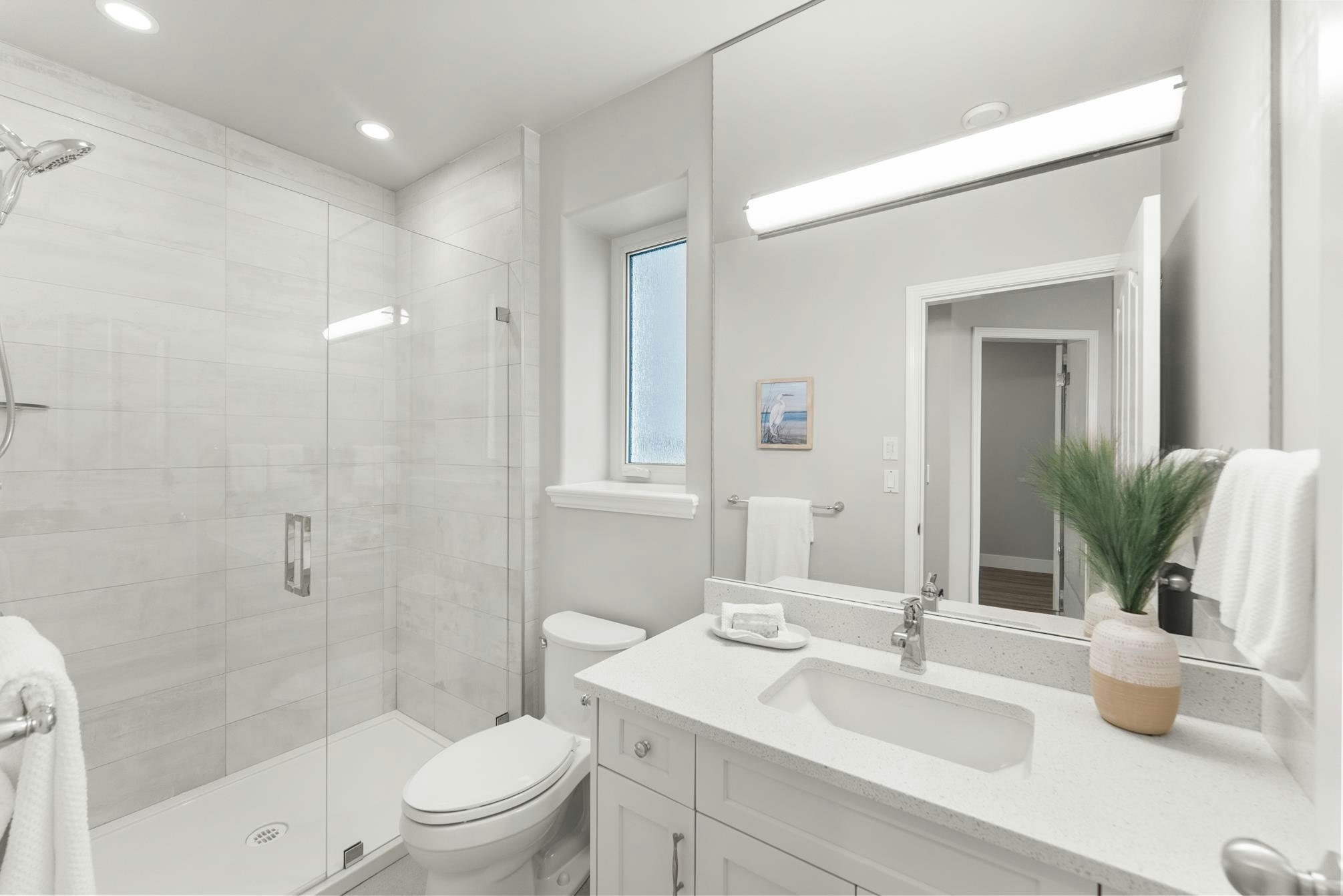 15507 Columbia Avenue, Surrey, BC, V4B 1K5 - 37