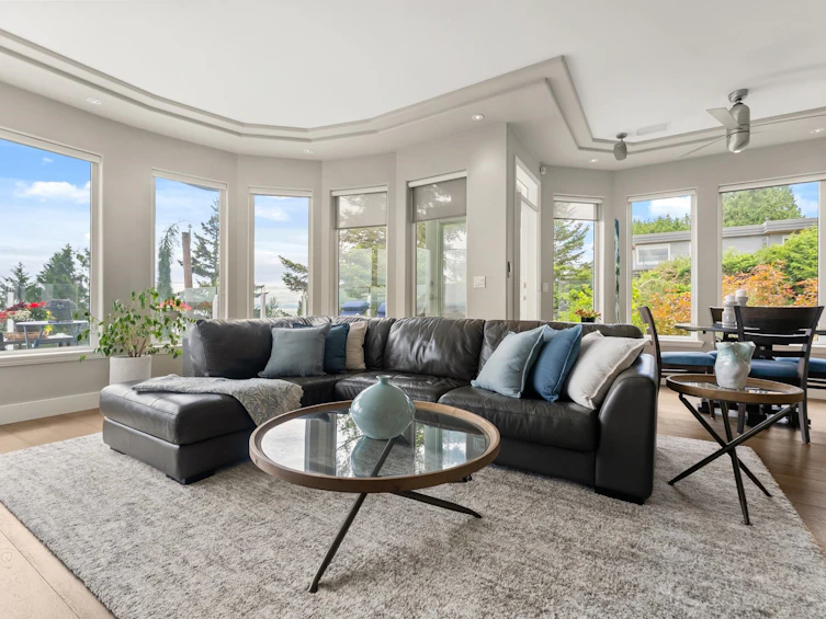 15507 Columbia Avenue, Surrey, BC, V4B 1K5 - 11