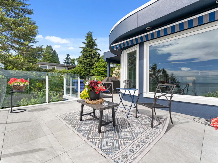 15507 Columbia Avenue, Surrey, BC, V4B 1K5 - 13