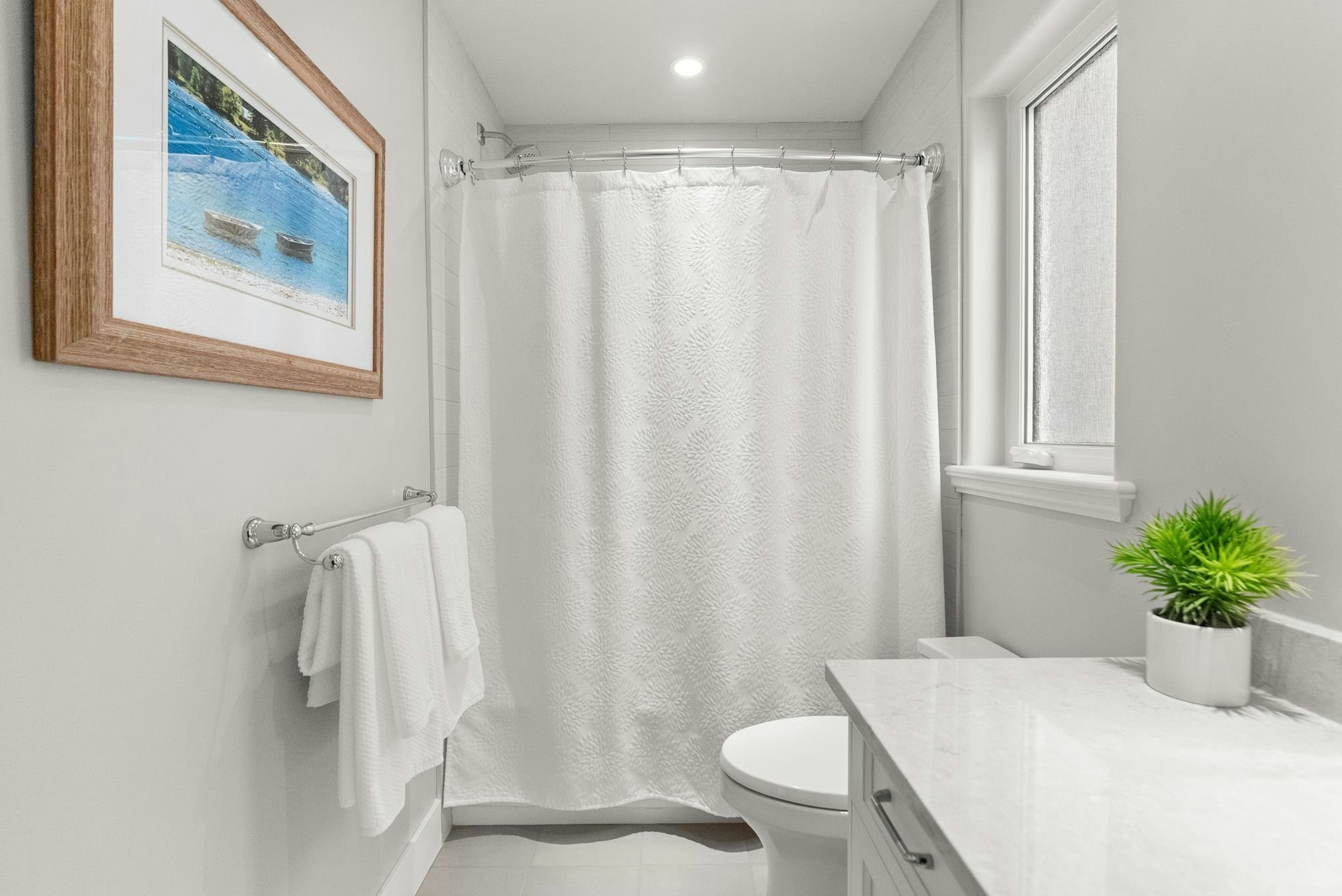 15507 Columbia Avenue, Surrey, BC, V4B 1K5 - 30