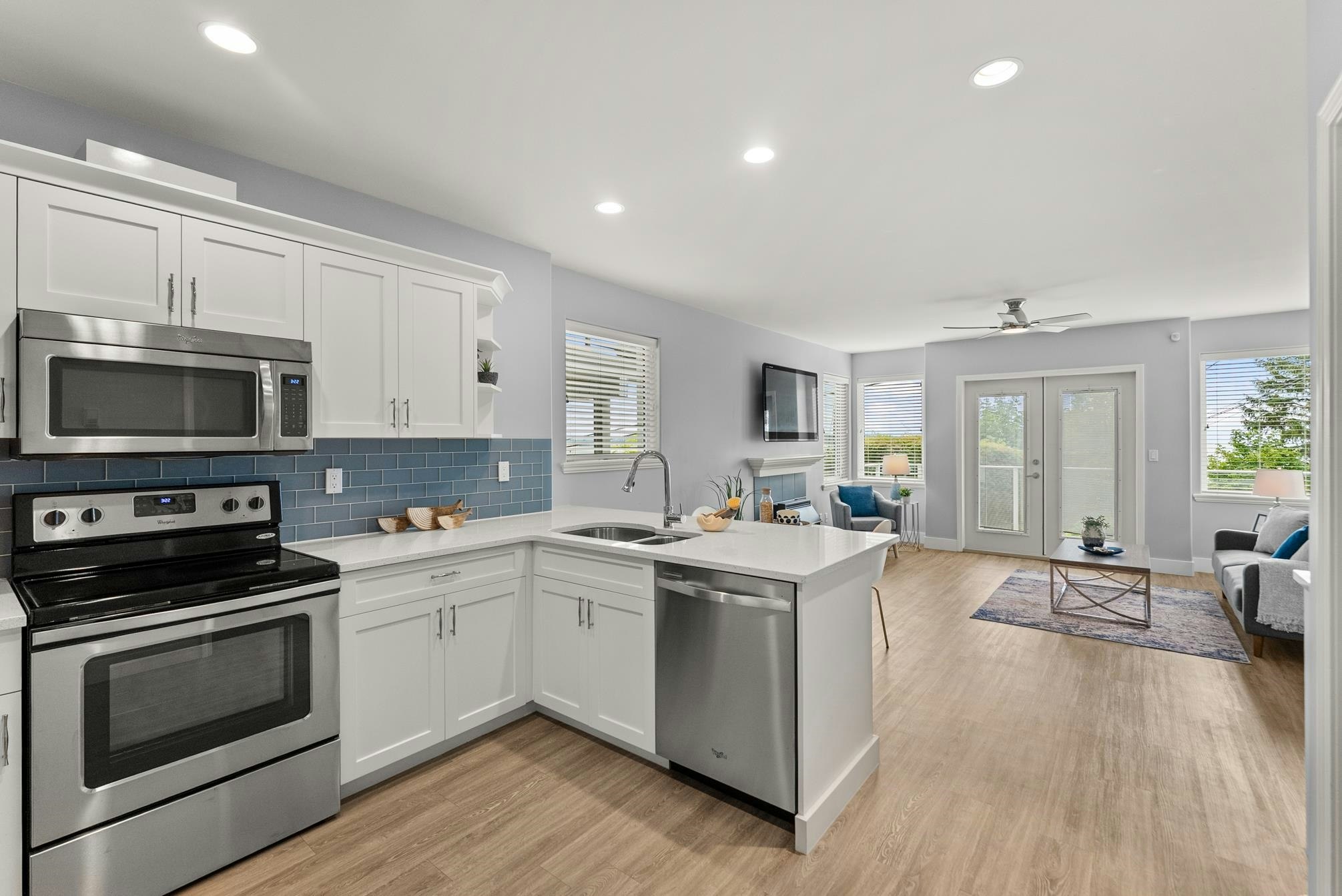15507 Columbia Avenue, Surrey, BC, V4B 1K5 - 35