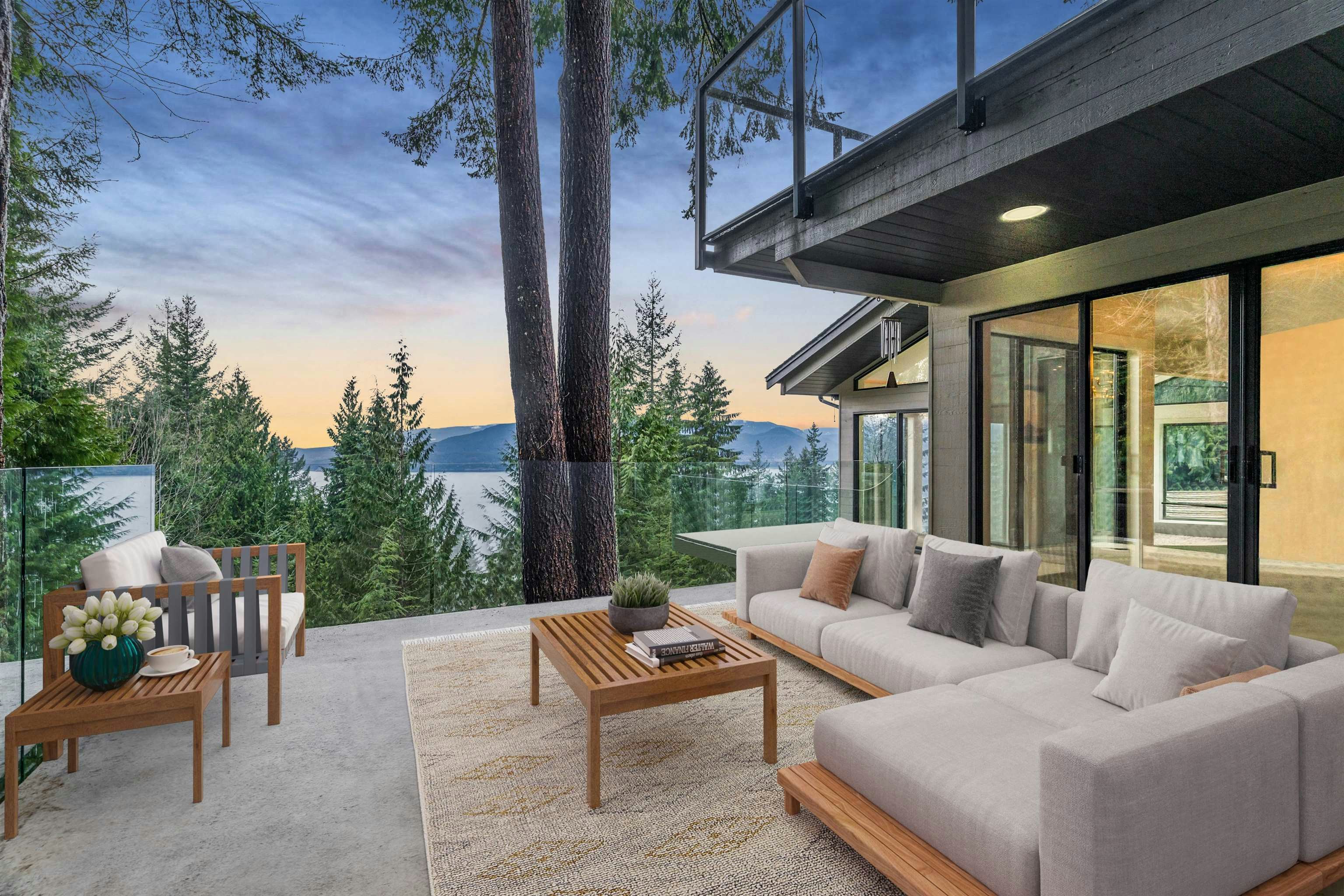 470 Timbertop Drive, West Vancouver, BC, V0N 2E0 - 2
