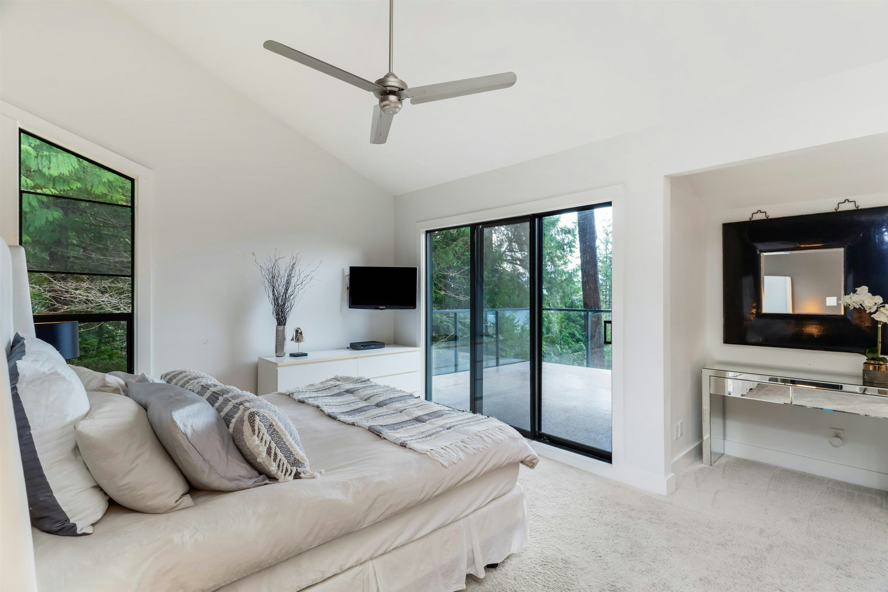 470 Timbertop Drive, West Vancouver, BC, V0N 2E0 - 24