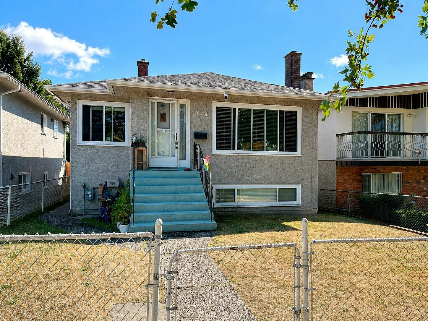 374 E 54th Avenue, Vancouver, BC, V5X 1L2