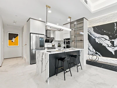 207-5177 Brighouse Way - 5