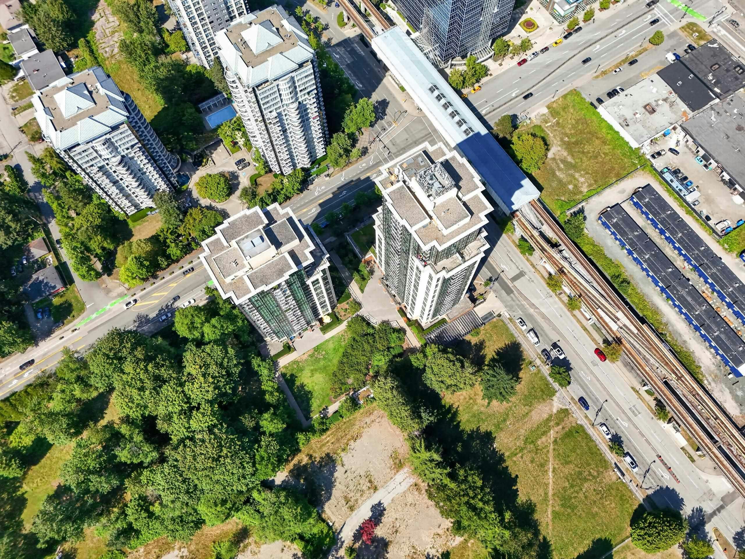 2302-10777 University Drive, Surrey, BC, V3T 0E6 - 25