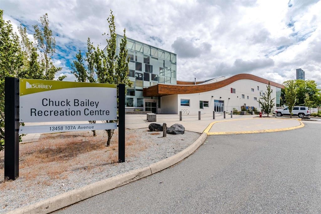 2302-10777 University Drive, Surrey, BC, V3T 0E6 - 23